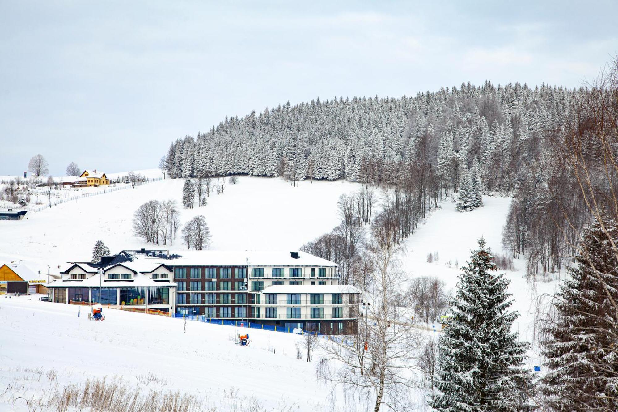 Czarna Perla - Czarna Gora Resort แชนนา ภายนอก รูปภาพ